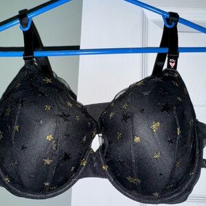 Sexy Black Bra with gold stars from Victoria Secrets in size 40C NWT